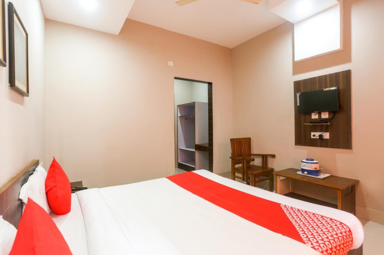 Oyo 61586 Hotel Narmada Bhavan 普里 外观 照片